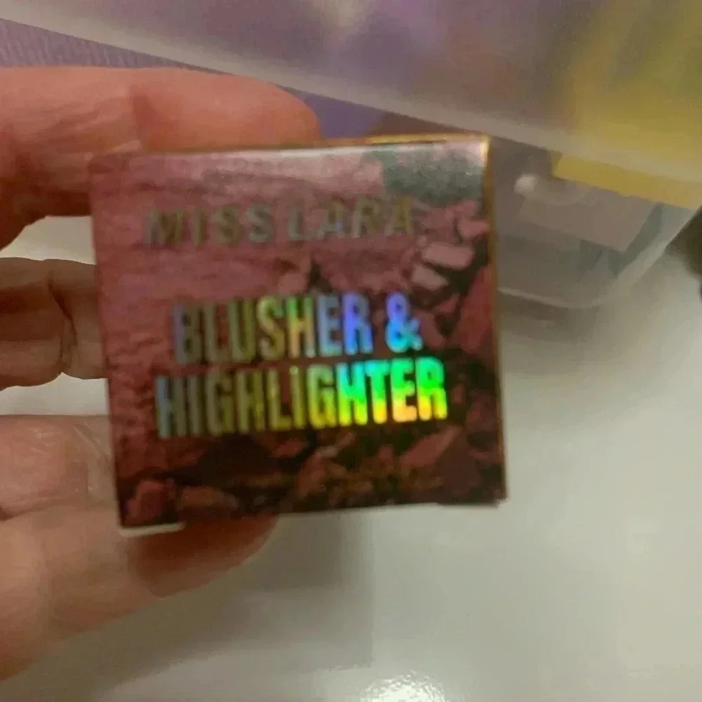 Blush and Highlighter Pallet